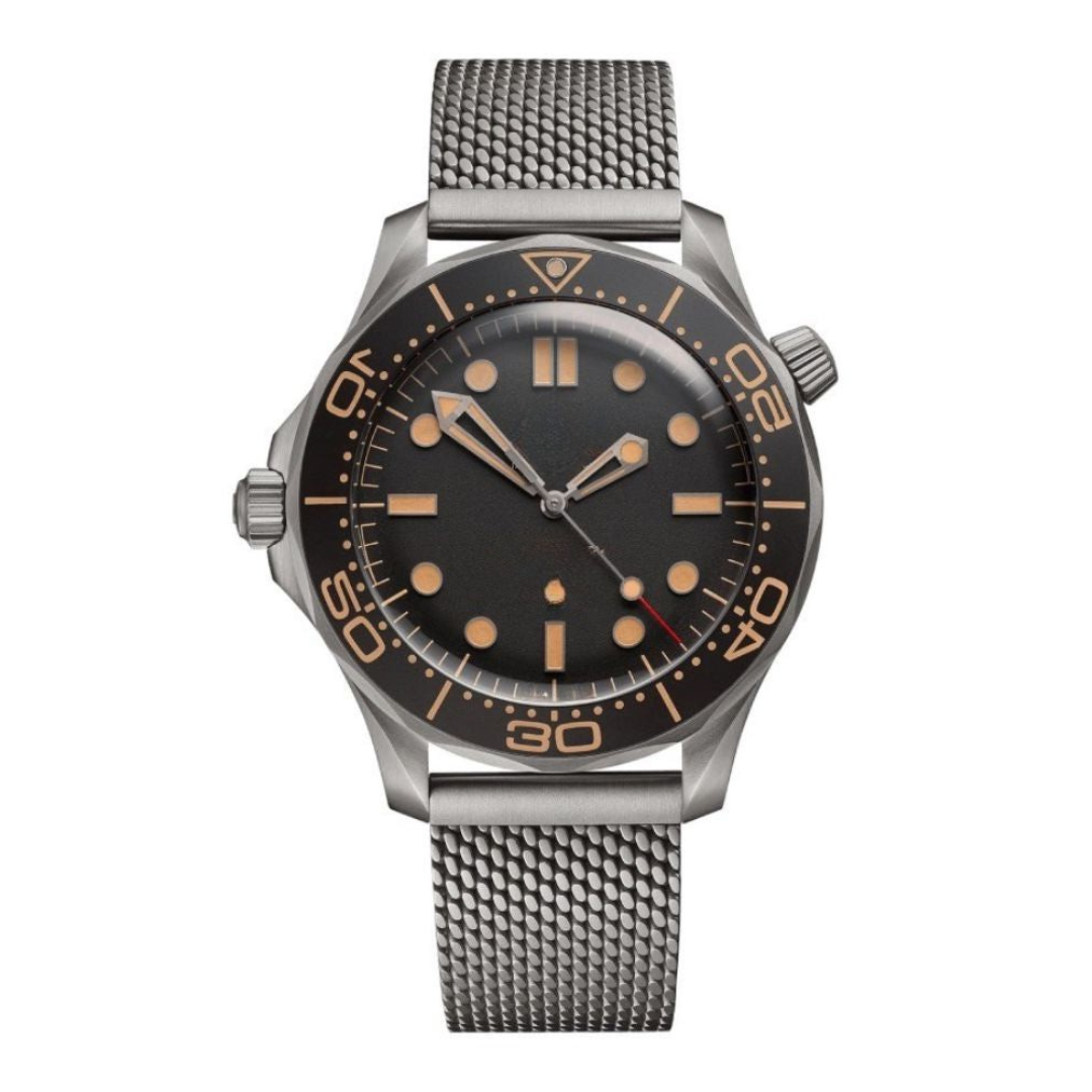 Ocean Diver Pro 42 – Black Vintage Dial | Mesh Bracelet | Vintage Edition
